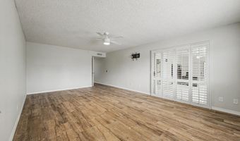 10401 E TWILIGHT Dr, Sun Lakes, AZ 85248