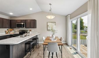 2016 2nd St SW, Altoona, IA 50009