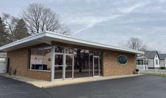 103 W 3rd St, Aroma Park, IL 60910