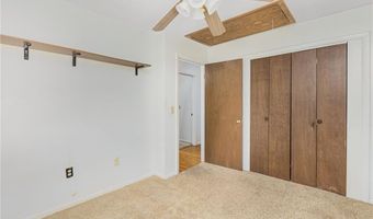 8 Meadow Ln, Coventry, RI 02816