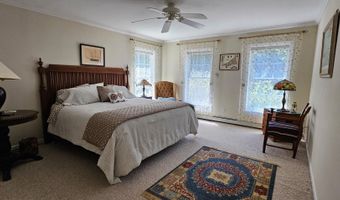 475 Sunrise Ln, Arlington, VT 05250