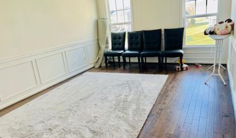 24823 BARRINGTON GROVE Ct, Aldie, VA 20105