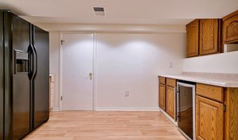 2360 N Drury Ln, Arlington Heights, IL 60004