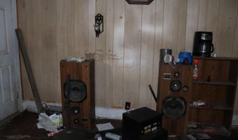 213 Railroad Ave, Appalachia, VA 24216