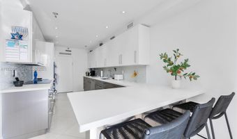 19500 Turnberry Way 7D, Aventura, FL 33180