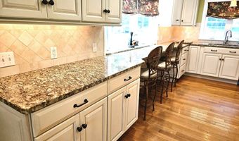 1892 Old Louisquisset Pike, Lincoln, RI 02865