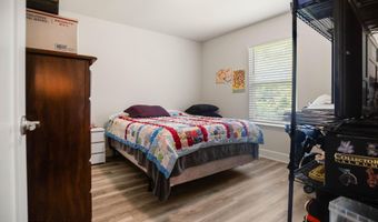 6285 Emerald Lk Dr, Biloxi, MS 39532