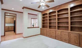 4380 Nottinghill Dr, Avon, IN 46123