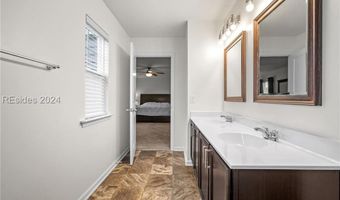 37 Kings Cross Ct, Beaufort, SC 29902