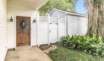 1712 Charity St, Abbeville, LA 70510