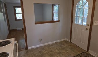 31 Lakeside Dr, Hopkinton, RI 02832