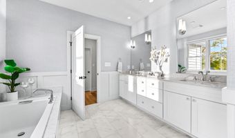 90 E LAKE Dr, Annapolis, MD 21403