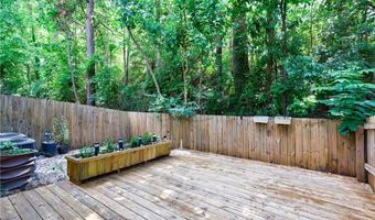 1380 Stirling Cir NW 26, Atlanta, GA 30318