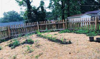 361 Messina Dr, Ballwin, MO 63021