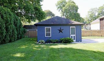30 Elizabeth St, Bethel, CT 06801