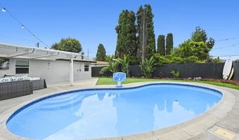 3516 Las Vegas Dr, Oceanside, CA 92054