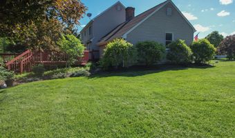 5 Smith Pl, Cheshire, CT 06410