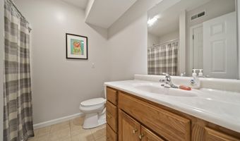 6 Carriage Chase Ln, Atkinson, NH 03811