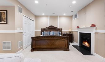 43262 BALTUSROL Ter, Ashburn, VA 20147