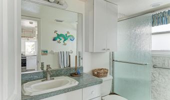 872 N SHORE Dr, Anna Maria, FL 34216