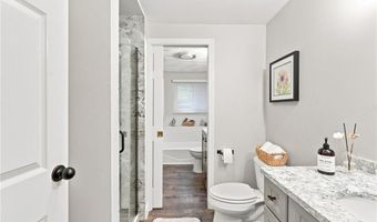 38 Stone Trl B, North Providence, RI 02904