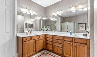 1533 Dietrich Place Ct, Ballwin, MO 63021