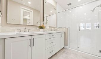16750 Coyote Bush Dr 11, San Diego, CA 92127
