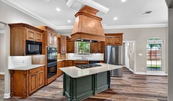 205 Old Palmetto Rd, Benton, LA 71006