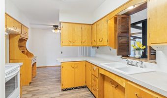 820 10th St, Berthoud, CO 80513