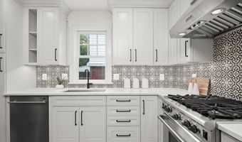3118 17TH St N, Arlington, VA 22201