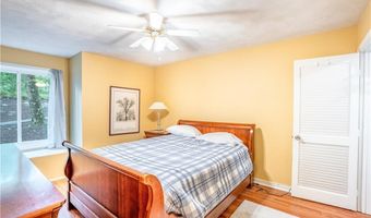 7 Wake Robin Rd 407, Lincoln, RI 02865