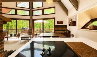 9503 N Smedley Rd, Bloomingdale, IN 47832