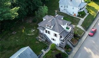27 May St, Blackstone, MA 01504