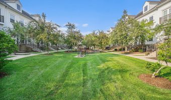 1043 Maiden Ln, Ann Arbor, MI 48105