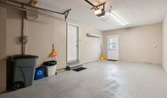 11 Concord Pl, Auburn, ME 04210