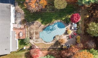 3 Aster Ln, Coventry, RI 02831