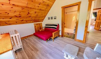 19 Glenview Ln, Belfast, ME 04915