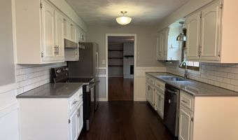 4710 Summer Dr, Anderson, IN 46012
