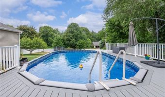 2 Brookfield Rd, Coventry, RI 02816