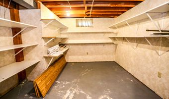 705 N High St, Aberdeen, SD 57401