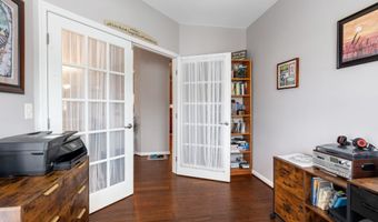 303 LOTHIAN Way #204, Abingdon, MD 21009