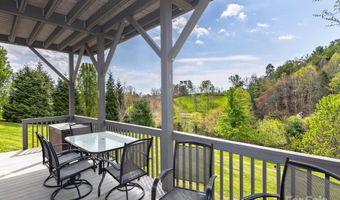 29 Enchanted Oak Ln, Alexander, NC 28701