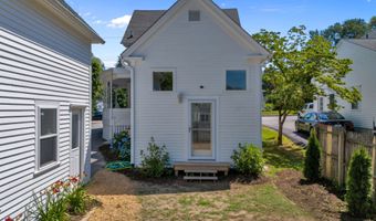 85 Bedford St, Bath, ME 04530