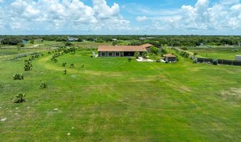 2319 Smith Rd, Aransas Pass, TX 78336