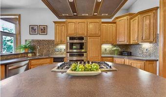 15526 Evans Rd, Basehor, KS 66007