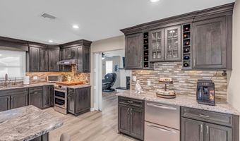 103 Idlewild Ln, Aberdeen, NJ 07747