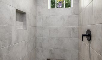29 Gusta Ln, Hot Springs Village, AR 71909
