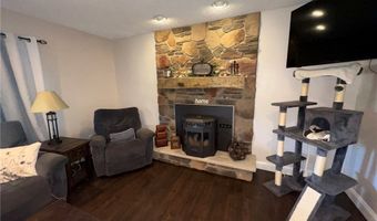 12096 Baumhart Rd, Amherst, OH 44001