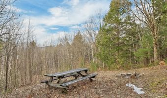30 Chapman Cir, Campton, NH 03223