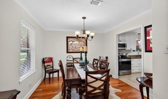 514 Sunset Dr, Bay St. Louis, MS 39520